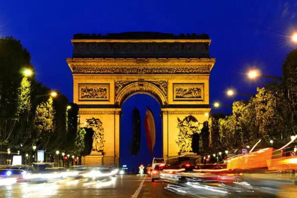 Champs-elysees - Arc De Triomphe - 4 People Appartement